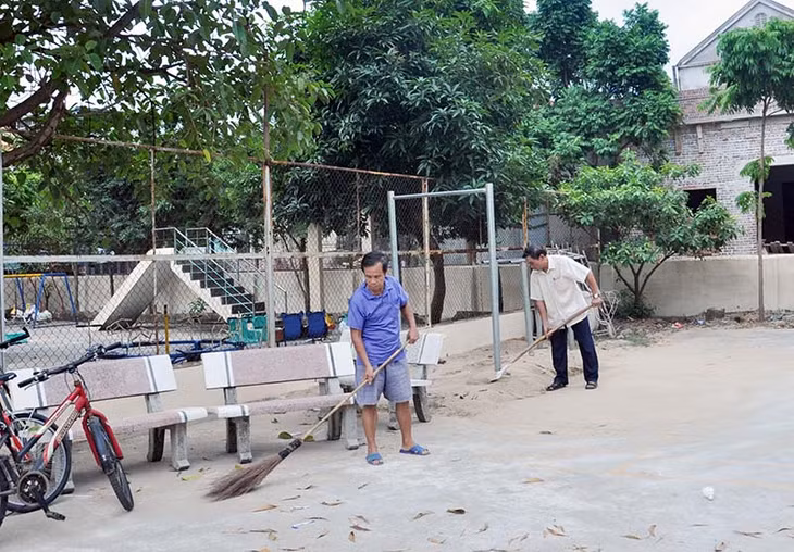 Bí thư Chi bộ kiêm Trưởng khu 4, phường Thanh Sơn, Uông Bí