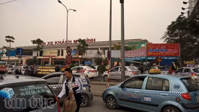 Bến xe khách Mỹ Đình (Hà Nội). Ảnh: Xuân Cường