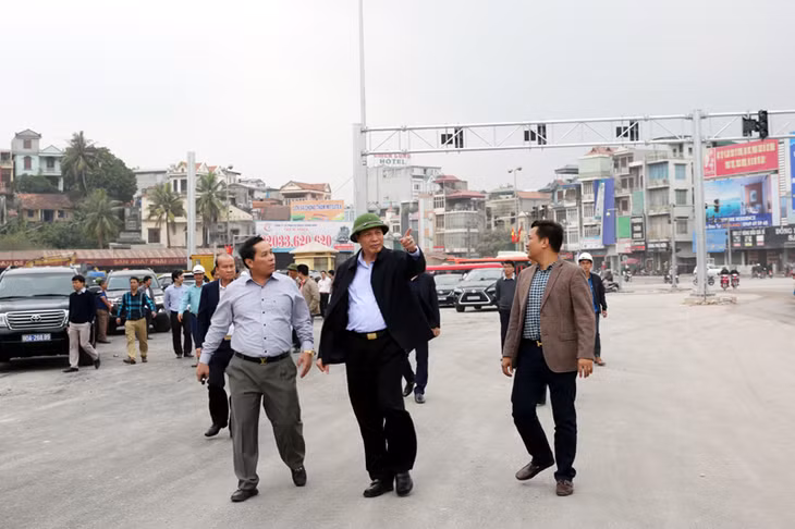 Chủ tịch UBND tỉnh Nguyễn Đức Long kiểm tra tiến độ thi công