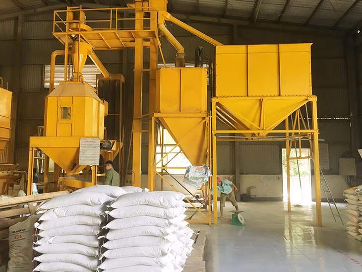 Dây chuyền sản xuất thức ăn gia súc chất lượng cao của Công ty CP Khai thác khoáng sản Thiên Thuận Tường