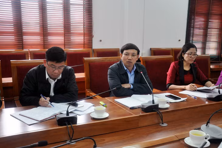 Đồng chí Nguyễn Xuân Ký, Uỷ viên BTV Tỉnh uỷ, Phó Chủ tịch Thường trực HĐND tỉnh phát biểu tại hội nghị