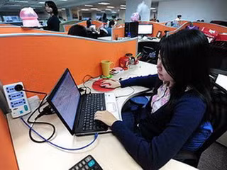 Ngồi hơn bốn tiếng/ngày khiến bạn có nguy cơ bị tổn thọ 