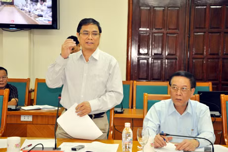 Bí thư Tỉnh uỷ Phạm Minh Chính phát biểu kết luận buổi làm việc.