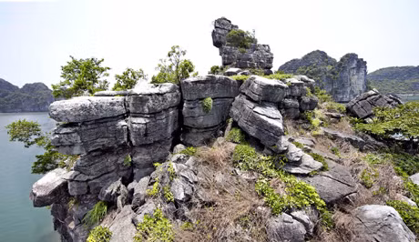 Bức dèm đá.