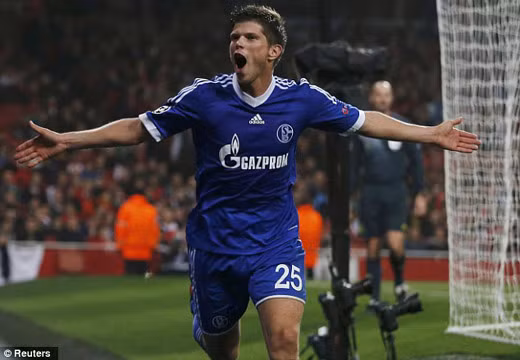 Huntelaar ghi bàn mở tỷ số cho Schalke