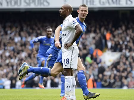 Juan Mata tỏa sáng với cú đúp giúp Chelsea đánh bại Tottenham