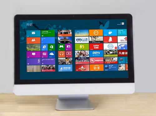 Mẫu iMac "nhái" của Trung Quốc chạy hệ điều hành Windows 8. Ảnh: Micgadget.