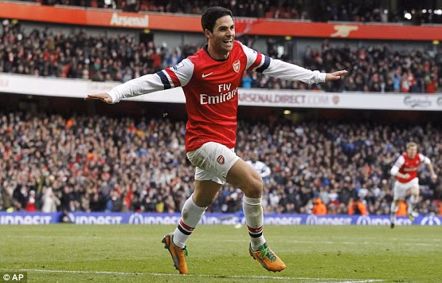 Arteta ghi bàn thắng quý như vàng cho Arsenal