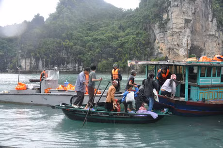 Sẵn sàng đối phó với bão số 8 ảnh 3