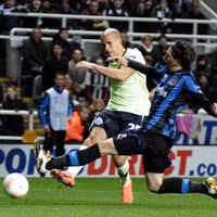 Obertan lập công
