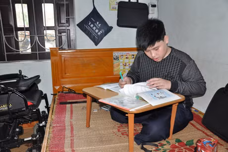 Tuy không may gặp tai nạn nhưng Nguyễn Xuân Ngọc đã nhận được sự quan tâm, giúp đỡ của đông đảo tổ chức, cá nhân có lòng hảo tâm.