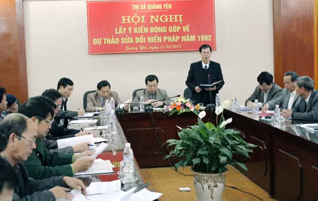 Đại biểu Hội Luật gia thị xã tham gia ý kiến về sửa đổi Hiến Pháp