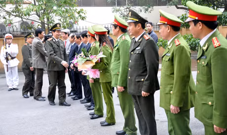 Đại tướng Trần Đại Quang, Bộ trưởng Bộ Công an thăm Công an Quảng Ninh.