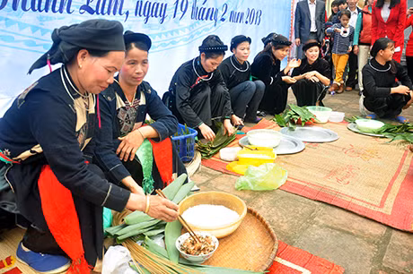 Thi gói bánh cốc bò.