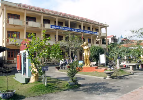 Trường THCS Mạo Khê II - điểm sáng về xanh - sạch - đẹp - an toàn ở huyện Đông Triều.