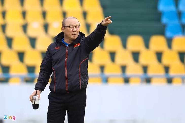 HLV Park đang chuẩn bị kỹ lưỡng cho mục tiêu lọt vào vòng loại cuối cùng World Cup 2022. Ảnh: Minh Chiến.