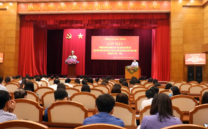 Quang cảnh hội nghị.