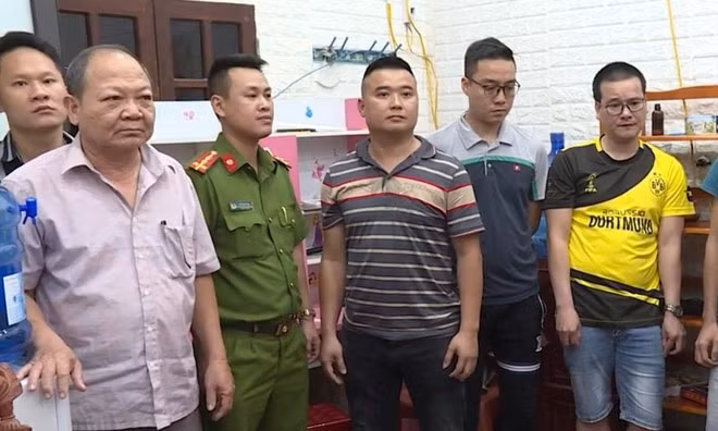 Các đối tượng bị bắt giữ