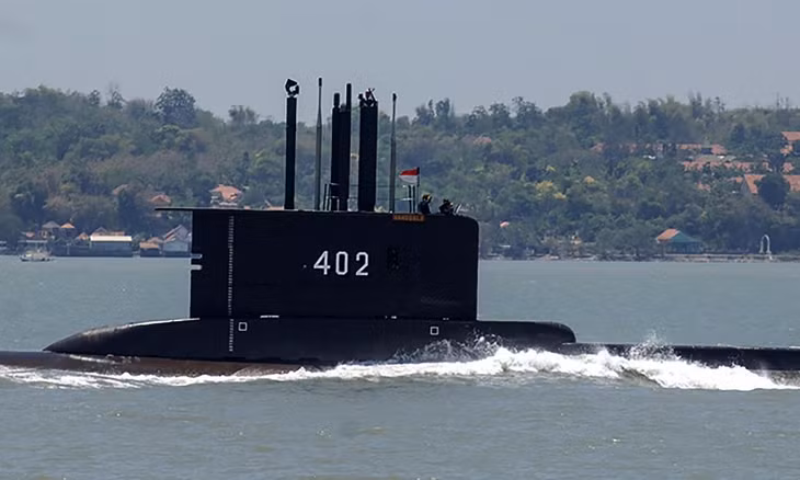 KRI Nanggala rời quân cảng Surabaya trong ảnh được công bố hôm 21/4. Ảnh: Hải quân Indonesia.