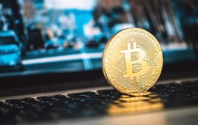 Bitcoin tăng vọt nhờ nhiều nhà đầu tư đổ tiền 