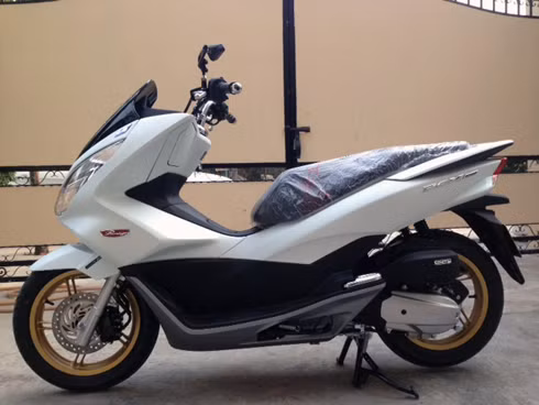 Mẫu xe tay ga PCX150 2014 tại An Giang.