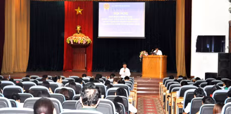 Đại diện Cục Thuế tỉnh phổ biến chính sách pháp luật thuế mới