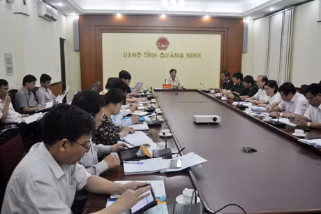 Đồng chí Nguyễn Văn Đọc, Chủ tịch UBND tỉnh kết luận buổi làm việc. 