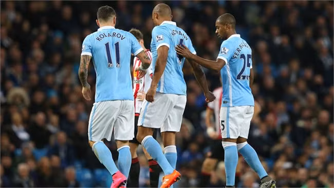 Với việc thi đấu sớm nhất, Man City hi vọng tìm kiếm được chiến thắng để tạm leo lên ngôi đầu BXH Premier League