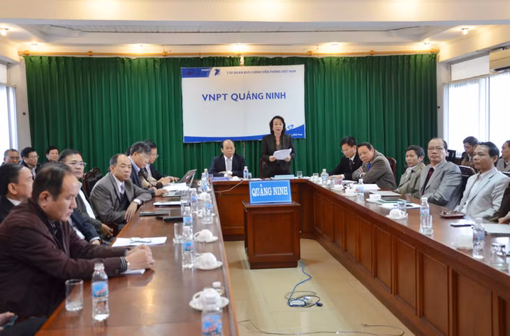 Đồng chí Vũ Thị Thu Thủy, Phó Chủ tịch UBND phát biểu tham luận tại Hội nghị