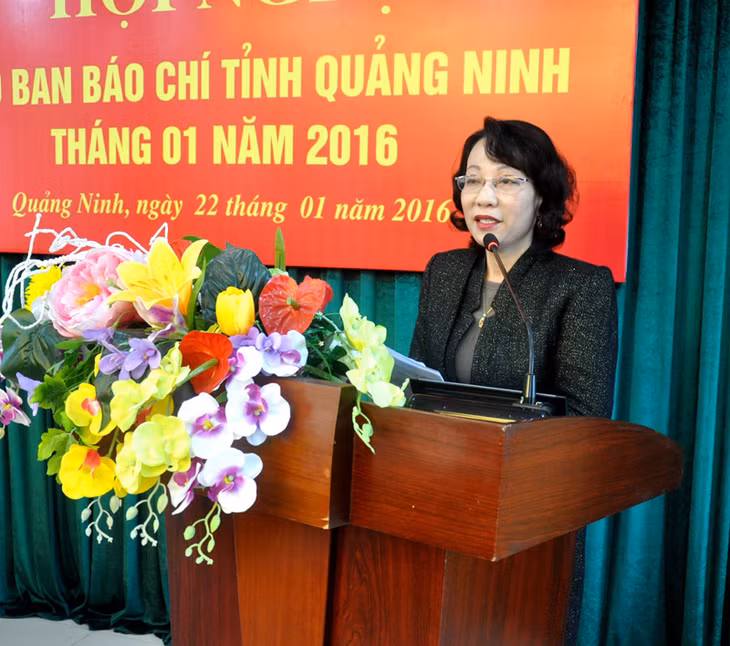 Đồng chí Vũ Thị Thu Thủy, Phó Chủ tịch UBND tỉnh phát biểu chỉ đạo tại hội nghị