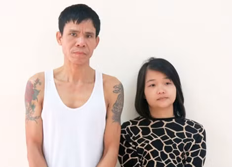Cặp vợ chồng “hờ” Nguyễn Biên Thùy – Nguyễn Hiếu Linh.