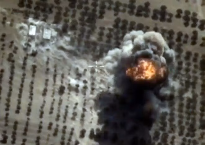 Nga tiến hành không kích các mục tiêu "khủng bố" tại Syria (Nguồn: AFP)