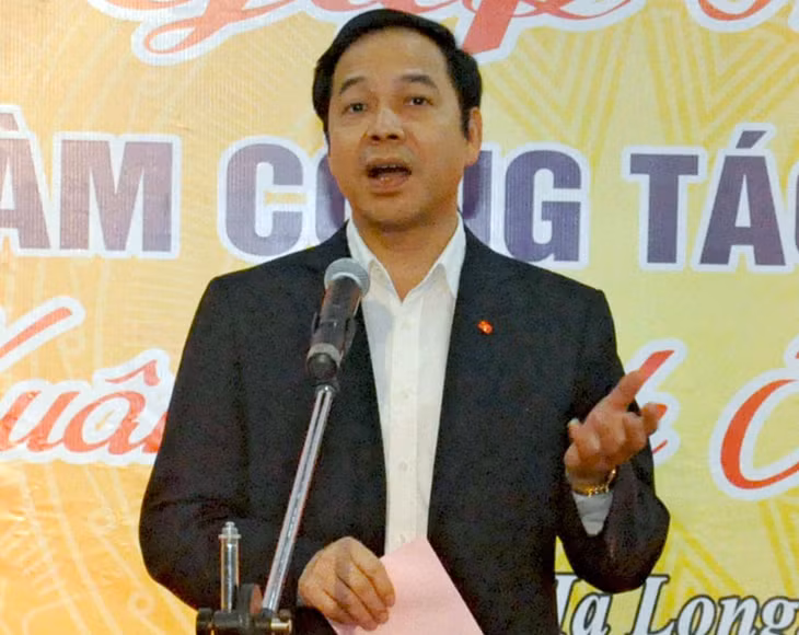 Đồng chí Đặng Huy Hậu, Phó Chủ tịch Thường trực UBND tỉnh biểu dương kết quả công tác tiếp công dân trong năm 2015