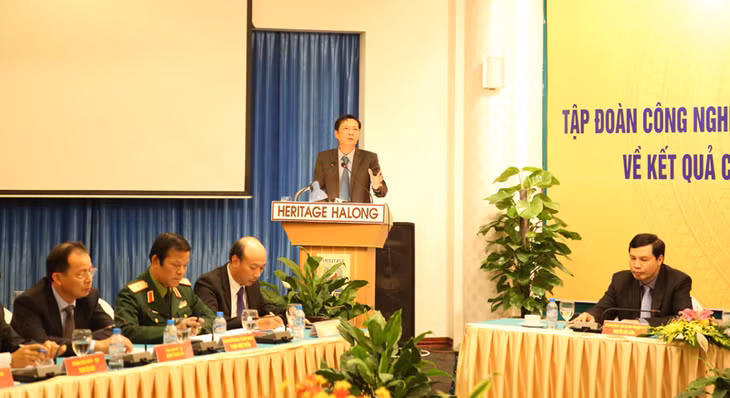 Đồng chí Nguyễn Văn Đọc, Bí thư Tỉnh ủy, Chủ tịch HĐND tỉnh phát biểu tại hội nghị.