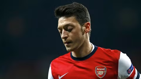Oezil rất quan trọng với Arsenal