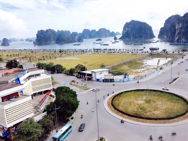 Một góc TP Hạ Long hôm nay.