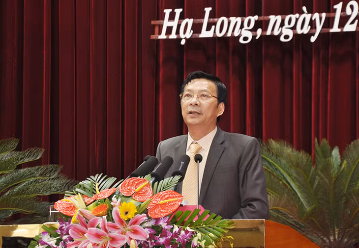Đồng chí Nguyễn Văn Đọc, Bí thư Tỉnh ủy, Chủ tịch HĐND tỉnh phát biểu tại buổi gắp mặt.