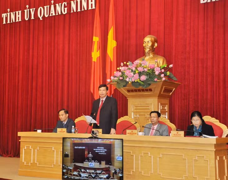 Đồng chí Nguyễn Đức Long, Phó Bí thư Tỉnh ủy, Chủ tịch UBND tỉnh phát biểu chỉ đạo tại hội nghị.