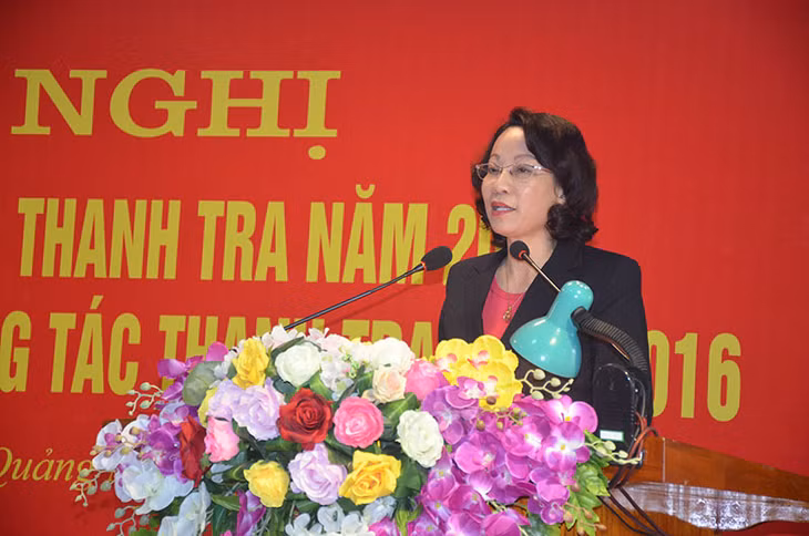 Đồng chí Vũ Thị Thu Thủy phát biểu tại hội nghị.