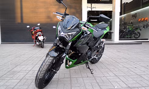 Kawasaki Z300 2016 phân phối chính hãng tại Việt Nam.