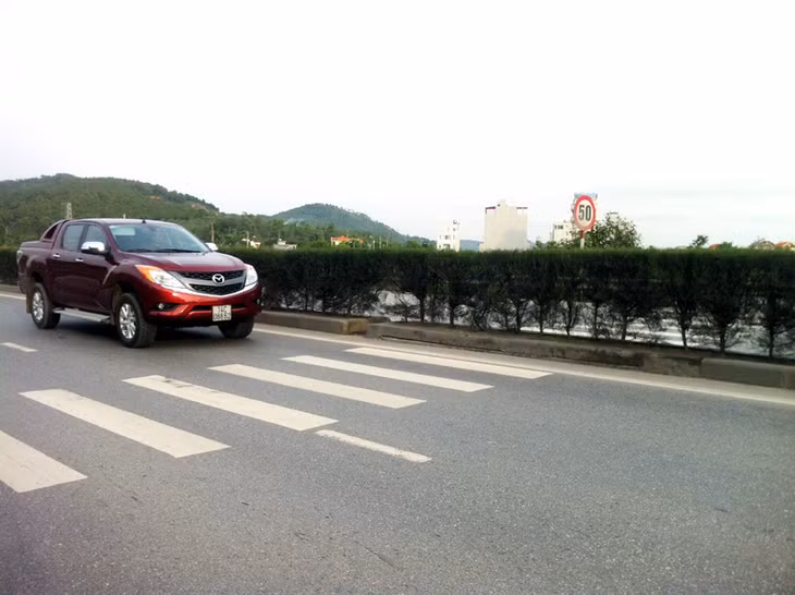 Ảnh chụp tại Km107, QL18A, phường Hùng Thắng, TP Hạ Long.