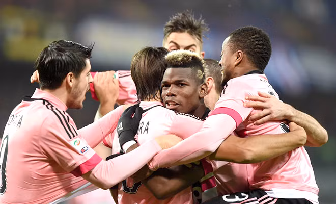 Juve lên nhì bảng Serie A sau lượt đi, chỉ kém Napoli dẫn đầu 2 điểm