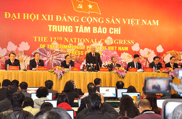 Tổng Bí thư Nguyễn Phú Trọng đặc biệt đánh giá cao vai trò của các nhà báo đối với thành công của Đại hội.