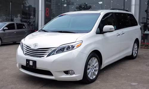Toyota Sienna phiên bản 2016 có mặt tại Việt Nam. Ảnh: Lương Dũng.