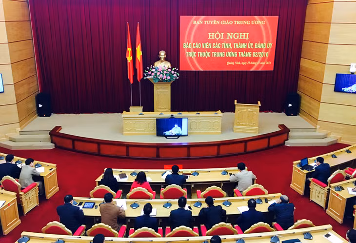 Quang cảnh hội nghị tại điểm cầu Quảng Ninh.