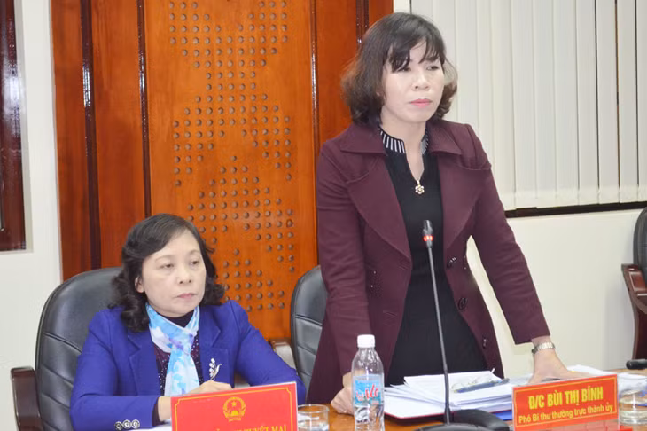 Lãnh đạo TP Cẩm Phả tham gia ý kiến tại buổi làm việc