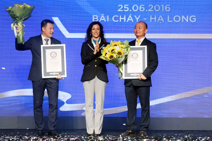 Đại diện Kỷ lục Thế giới - Guiness World Record đã trao chứng nhận 2 kỷ lục Guiness cho cáp treo Nữ Hoàng gồm: Cabin có sức chứa lớn nhất thế giới, đạt 230 người/cabin và Cáp treo có trụ cáp cao nhất thế giới so với mặt đất, trụ cáp T1 cao 188,88m.