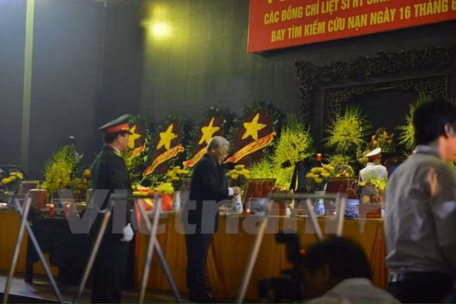 Tổng bí thư Nguyễn Phú Trọng tại lễ viếng. (Ảnh: Minh Sơn/Vietnam+)