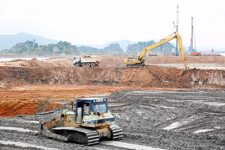 Gói thầu XL-02 (đường từ cầu Bình Hương đến cầu sông Chanh; các cầu vượt và nút giao) dự kiến hoàn thành trước ngày 31-12-2016 (trước 3 tháng so với hợp đồng đã ký).