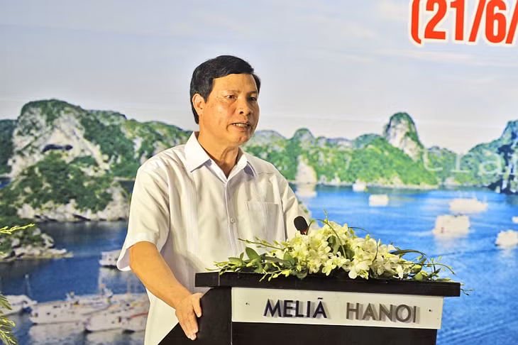 - Đồng chí Nguyễn Đức Long, Phó Bí thư Tỉnh ủy, Chủ tịch UBND tỉnh mong muốn các cơ quan báo chí tiếp tục đồng hành cùng sự phát triển của tỉnh Quảng Ninh.